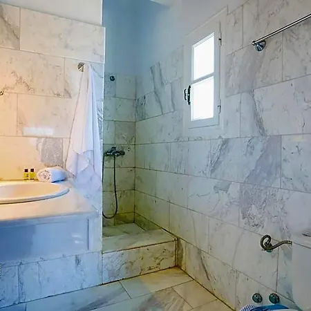 Hotel Maganos 4*