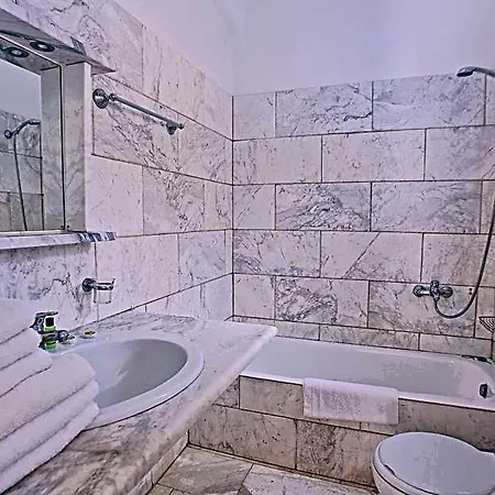Maganos Hotel