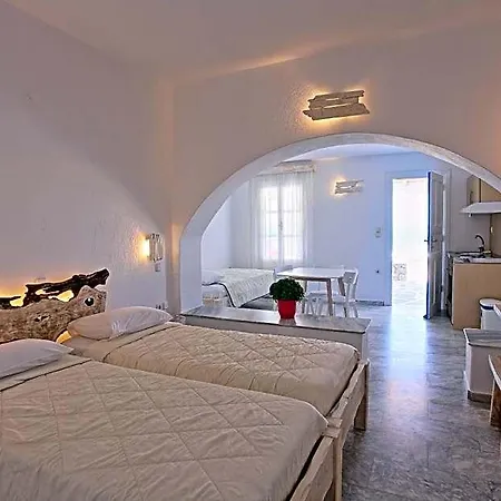 Maganos Mykonos Town